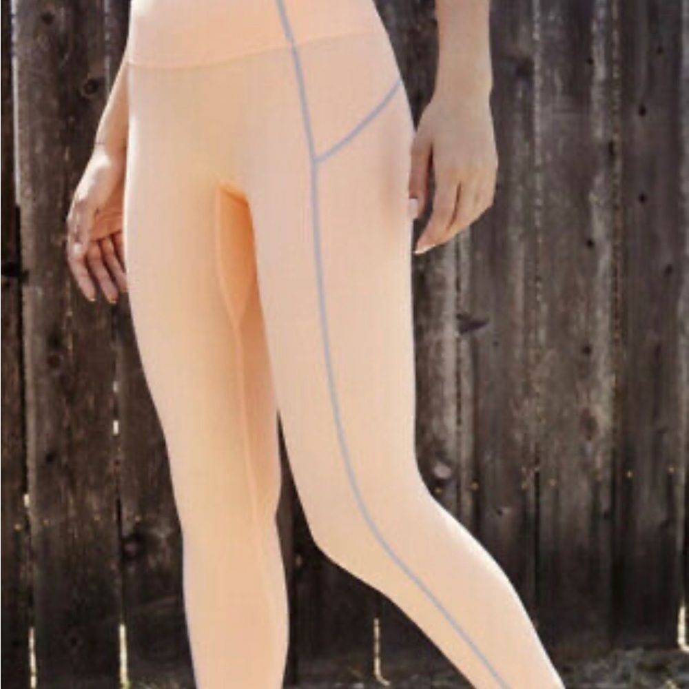 🆕 FREE PEOPLE | NWT FP You’re a Peach Leggings - Picture 4 of 10